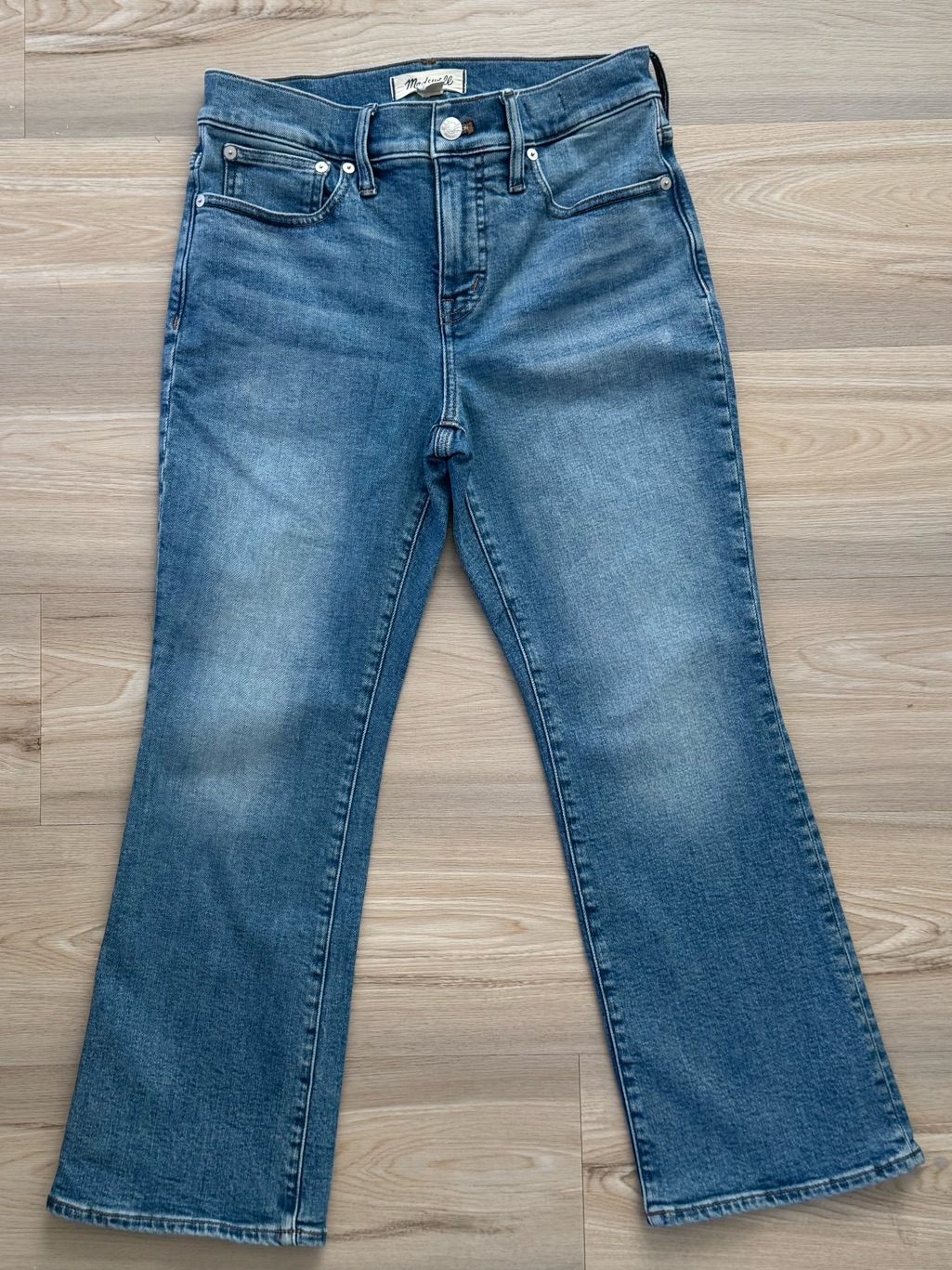 Madewell Mid-Rise Kick Out Womenâs Jeans | Size 27 Petite